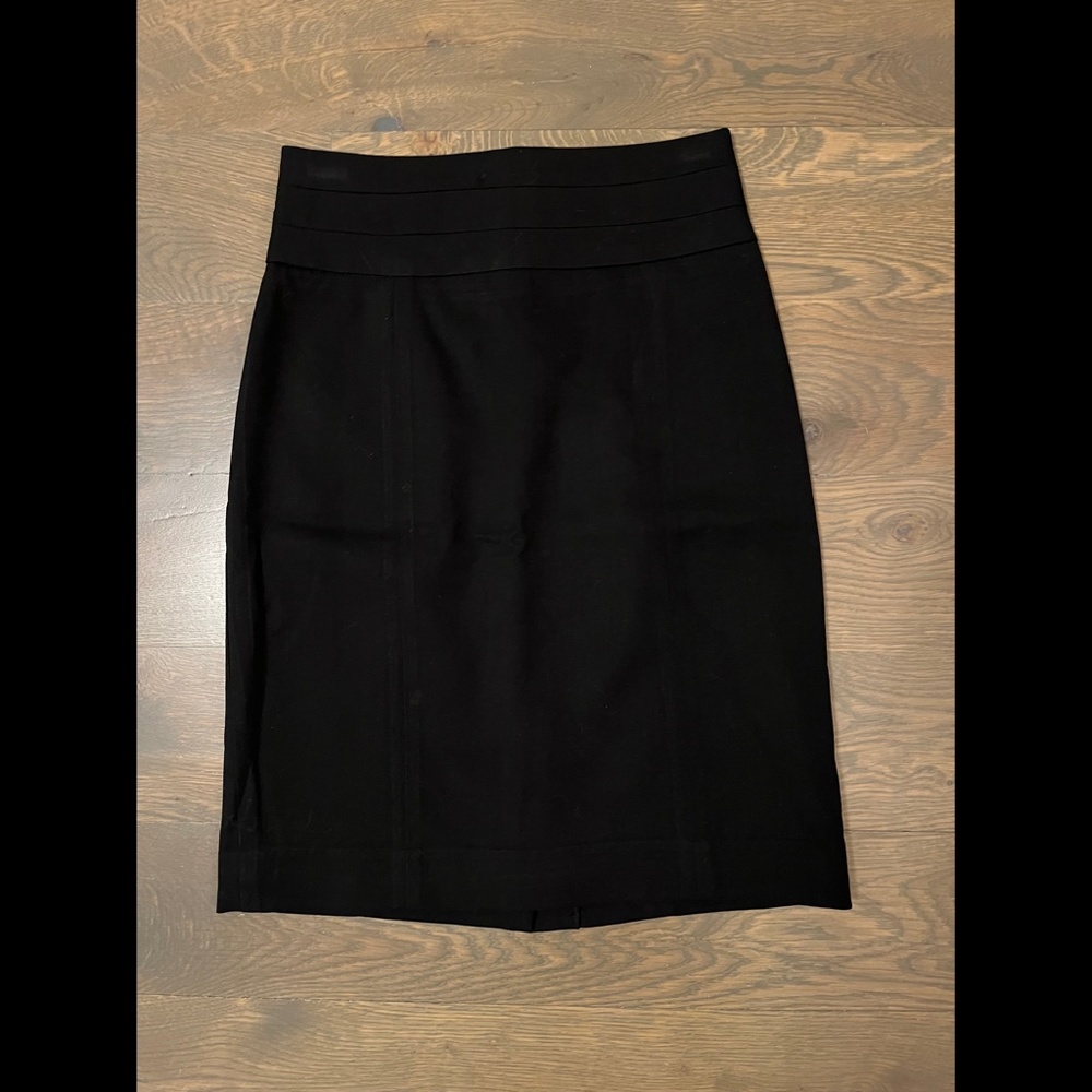 H&M High-Waisted Black Pencil Skirt Size 4